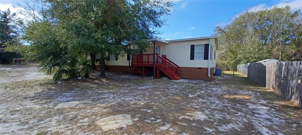 Recently Rented: $1,650 (4 beds, 2 baths, 1620 Square Feet)
