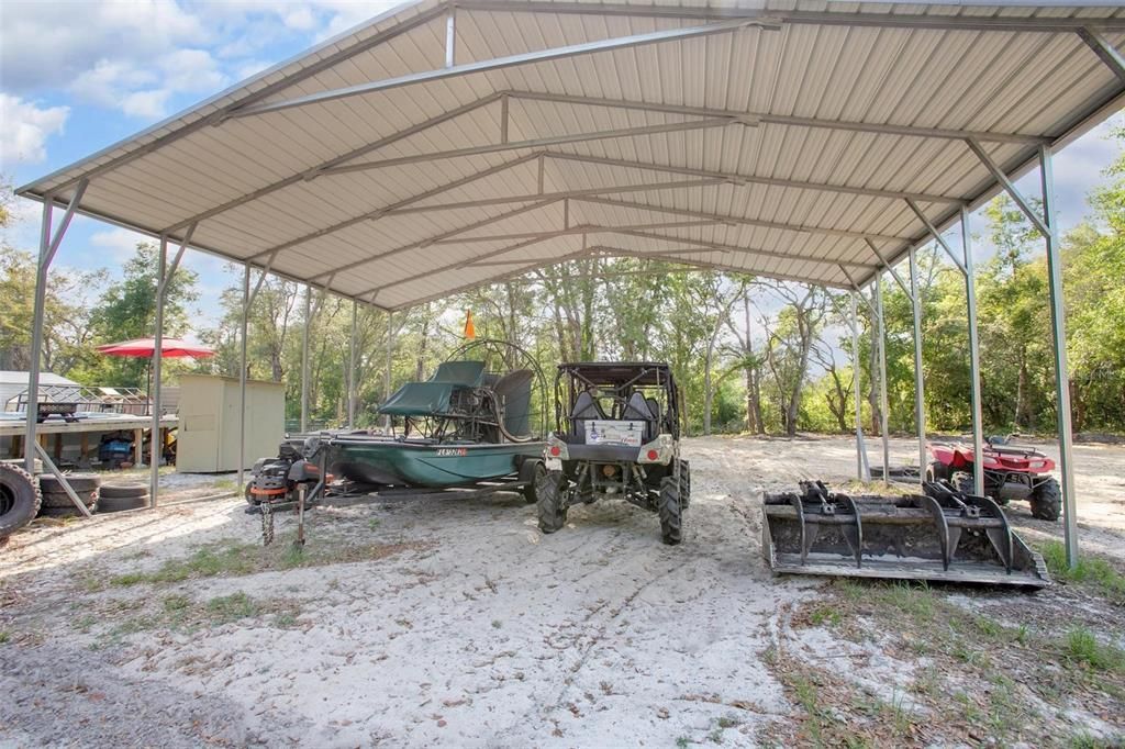 待售: $525,000 (4 贝兹, 2 浴室, 2074 平方英尺)