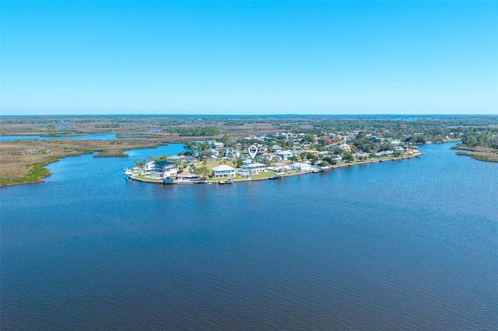 For Sale: $2,500,000 (3 beds, 2 baths, 4205 Square Feet)