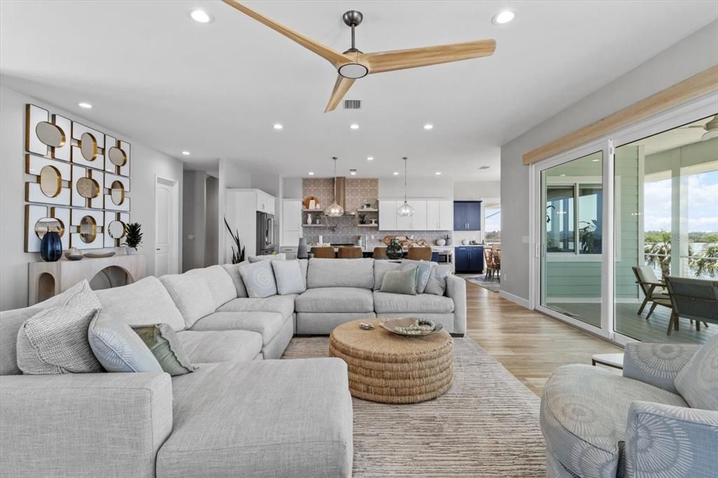 For Sale: $2,500,000 (3 beds, 2 baths, 4205 Square Feet)