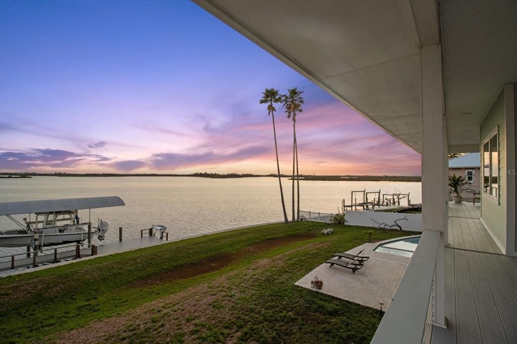 For Sale: $2,500,000 (3 beds, 2 baths, 4205 Square Feet)