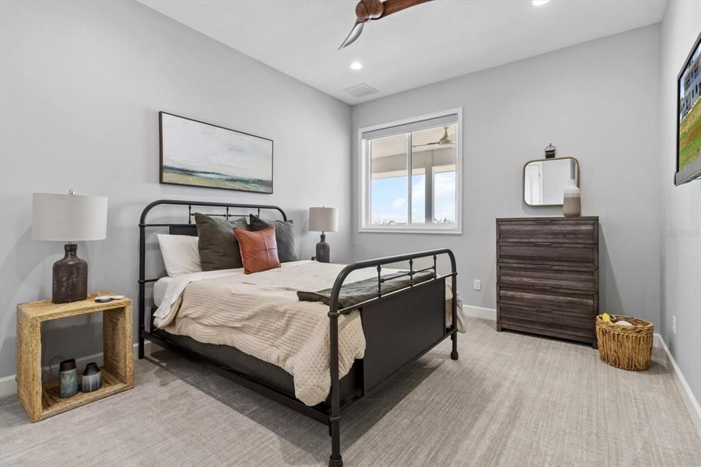 For Sale: $2,500,000 (3 beds, 2 baths, 4205 Square Feet)