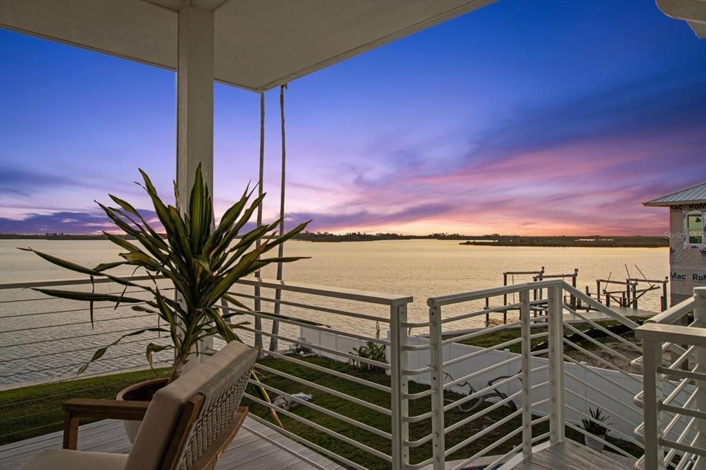 For Sale: $2,500,000 (3 beds, 2 baths, 4205 Square Feet)