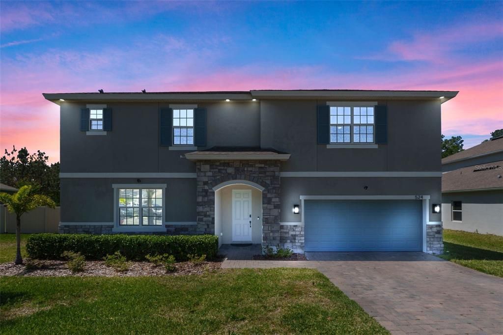 Недавно продано: $490,000 (5 спален, 3 ванн, 3338 Квадратных фут)