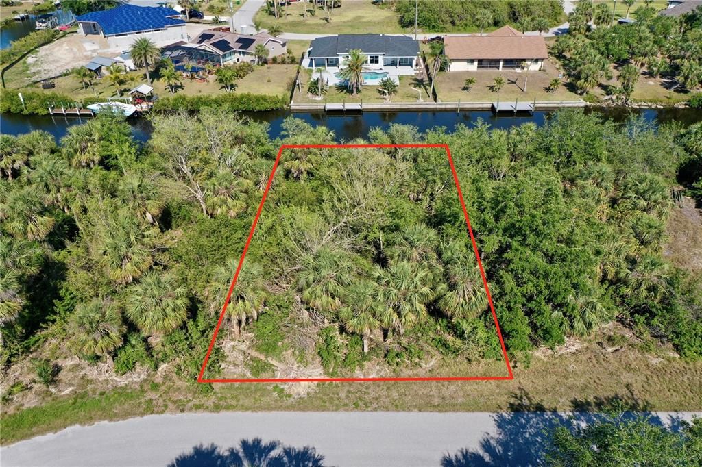 Недавно продано: $98,000 (0.23 acres)