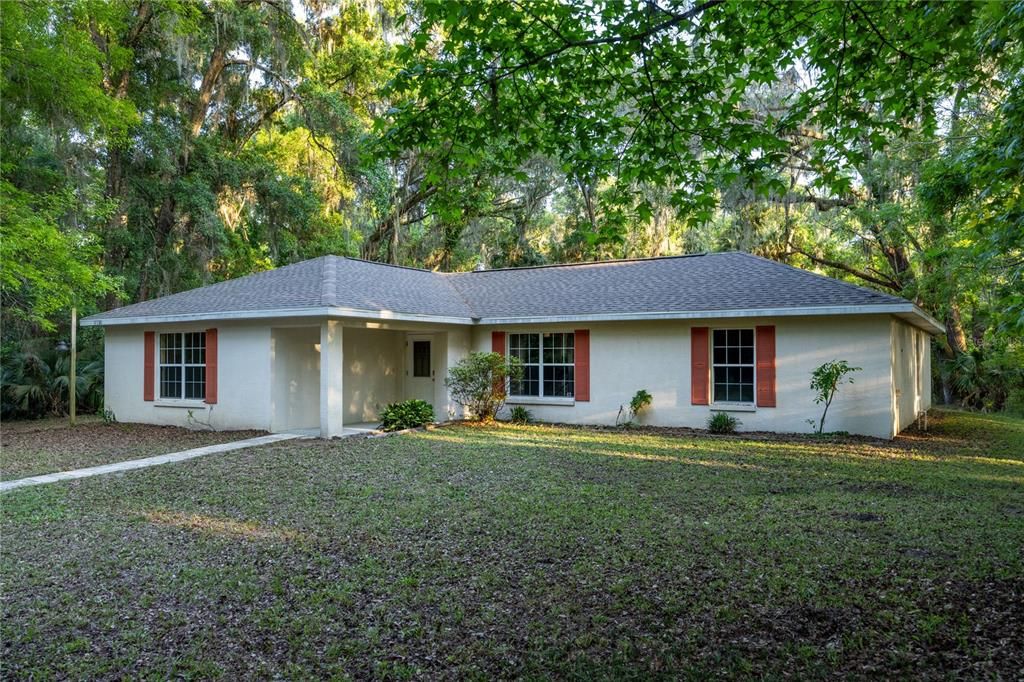 Vendido Recientemente: $300,000 (4 camas, 2 baños, 1964 Pies cuadrados)