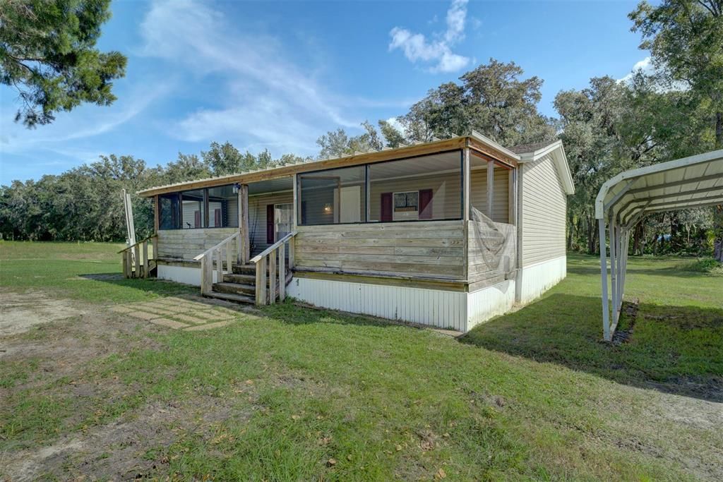 Recently Rented: $1,400 (3 beds, 2 baths, 1152 Square Feet)