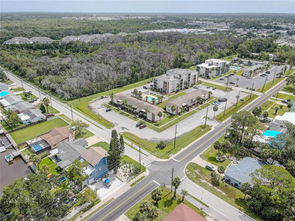 For Sale: $104,900 (2 beds, 1 baths, 720 Square Feet)