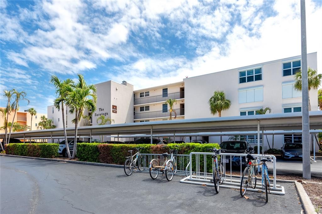 Active With Contract: $160,000 (1 beds, 1 baths, 600 Square Feet)