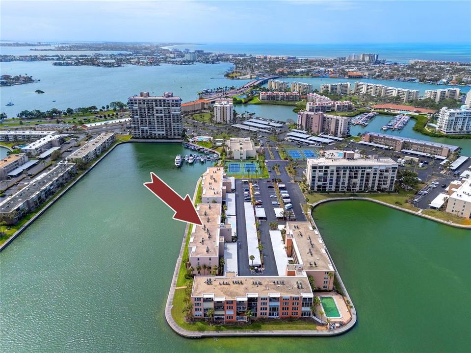 Active With Contract: $160,000 (1 beds, 1 baths, 600 Square Feet)