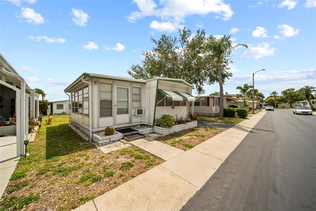 En Venta: $79,900 (1 camas, 1 baños, 576 Pies cuadrados)