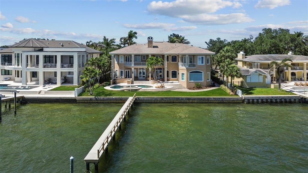 Active With Contract: $5,350,000 (4 beds, 4 baths, 7710 Square Feet)