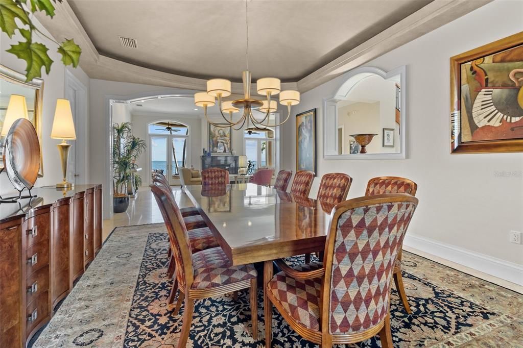 Active With Contract: $5,350,000 (4 beds, 4 baths, 7710 Square Feet)