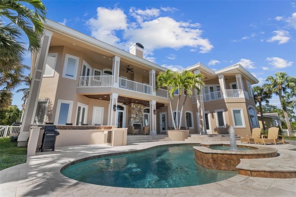 Active With Contract: $5,350,000 (4 beds, 4 baths, 7710 Square Feet)