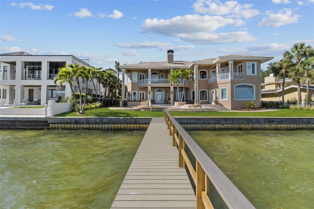 Active With Contract: $5,350,000 (4 beds, 4 baths, 7710 Square Feet)