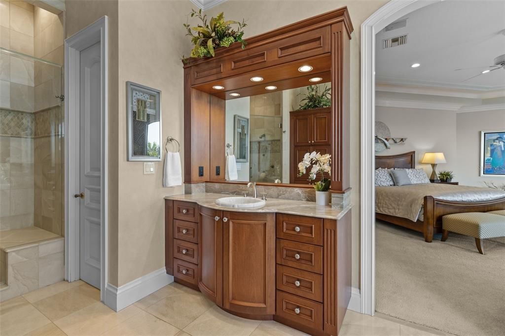 Active With Contract: $5,350,000 (4 beds, 4 baths, 7710 Square Feet)