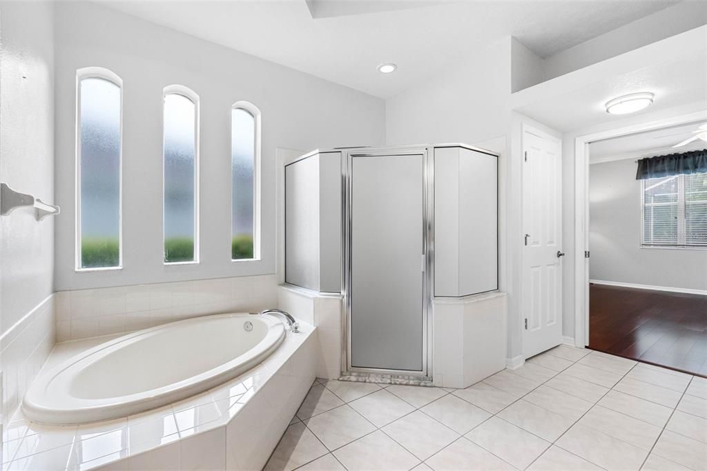 待售: $749,999 (4 贝兹, 3 浴室, 3024 平方英尺)