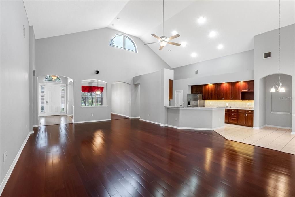 待售: $749,999 (4 贝兹, 3 浴室, 3024 平方英尺)