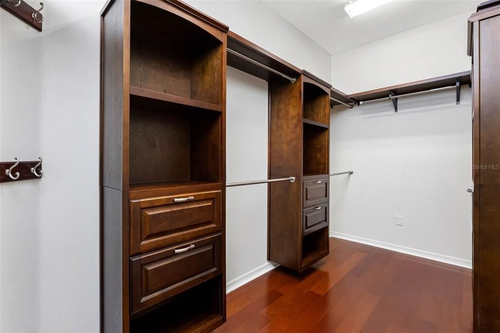 待售: $749,999 (4 贝兹, 3 浴室, 3024 平方英尺)