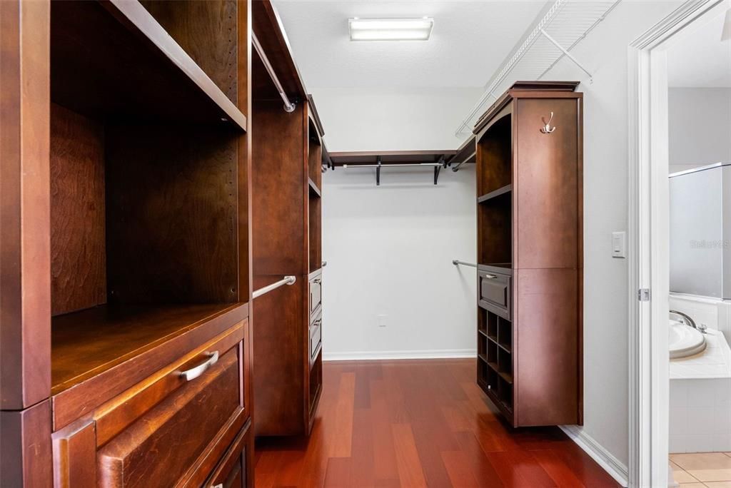 待售: $749,999 (4 贝兹, 3 浴室, 3024 平方英尺)