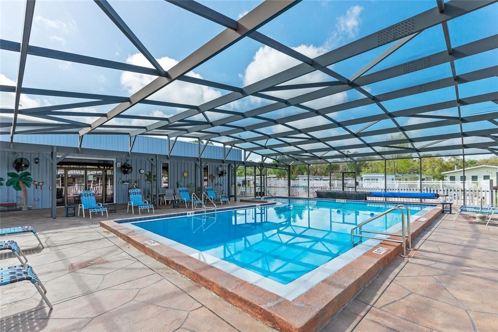 На продажу: $152,500 (2 спален, 2 ванн, 1152 Квадратных фут)