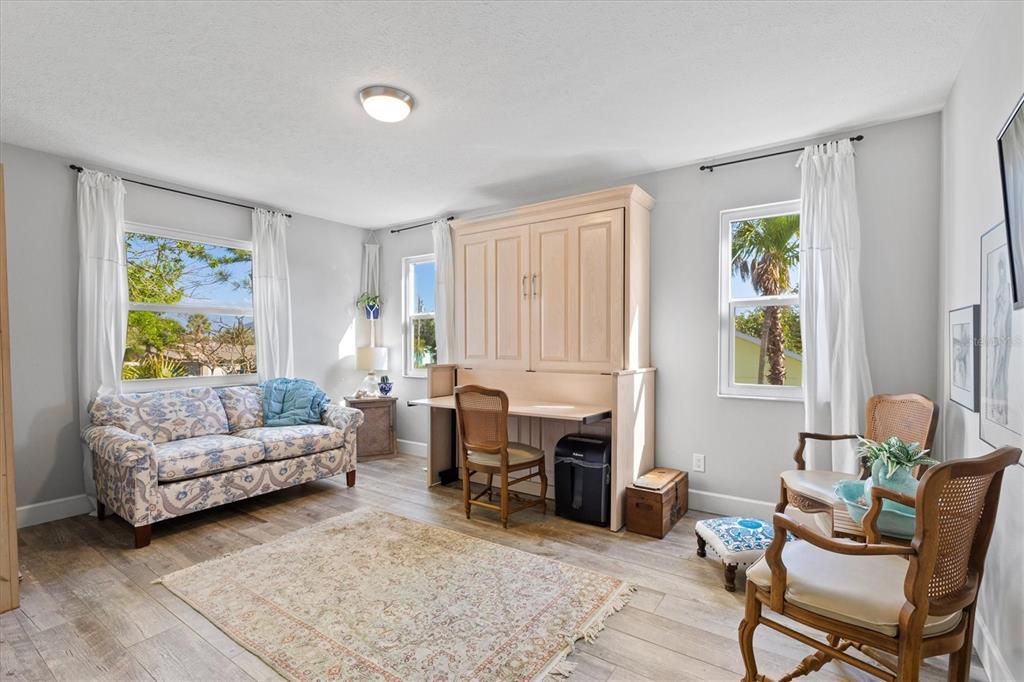 For Sale: $1,815,000 (3 beds, 2 baths, 1715 Square Feet)