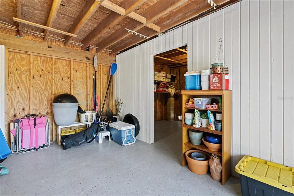 For Sale: $1,815,000 (3 beds, 2 baths, 1715 Square Feet)