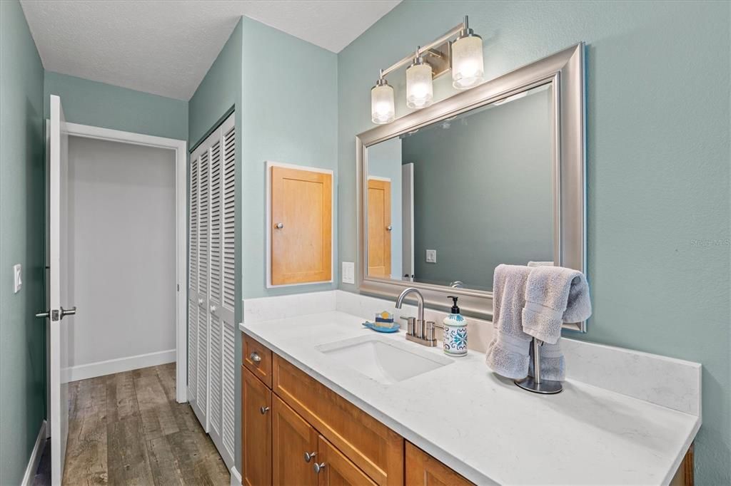 For Sale: $1,815,000 (3 beds, 2 baths, 1715 Square Feet)