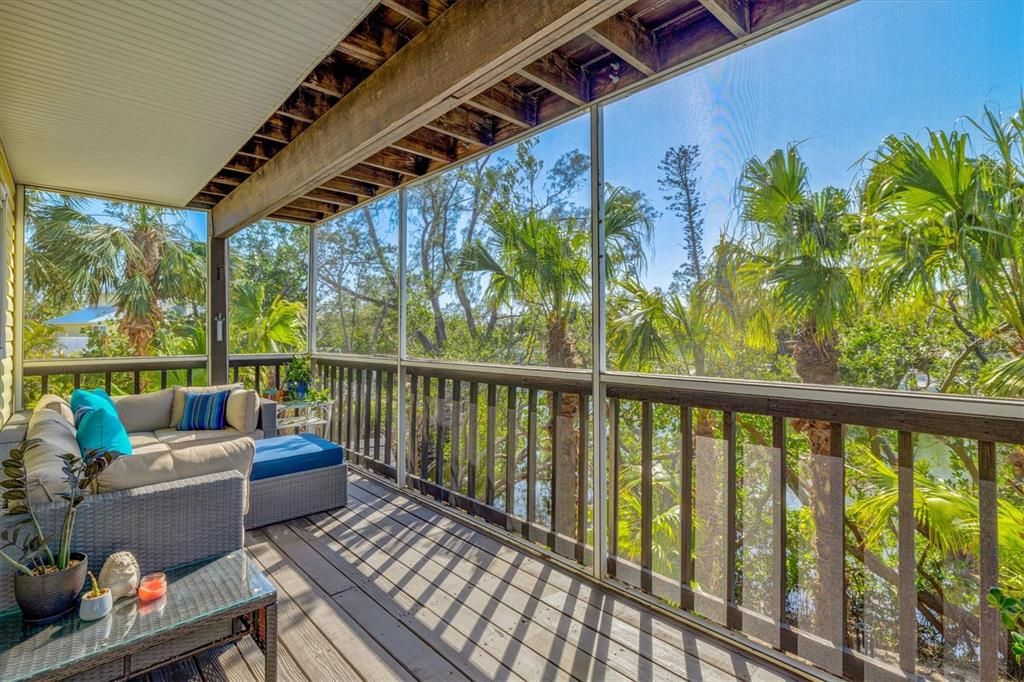 For Sale: $1,815,000 (3 beds, 2 baths, 1715 Square Feet)