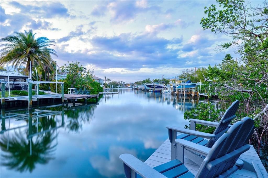 For Sale: $1,815,000 (3 beds, 2 baths, 1715 Square Feet)