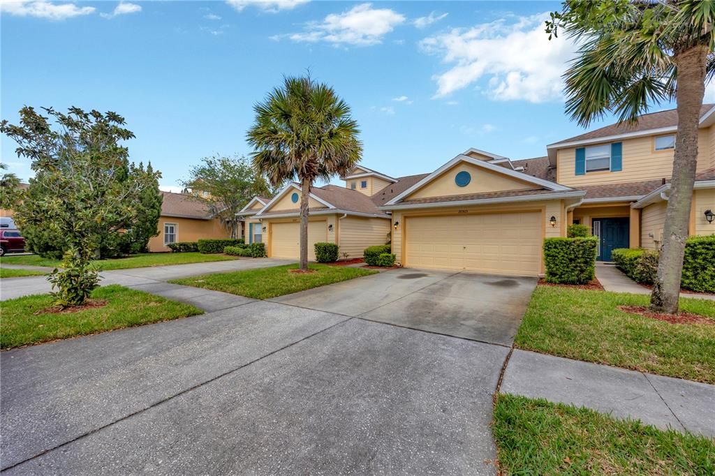 Active With Contract: $265,000 (3 beds, 2 baths, 1470 Square Feet)