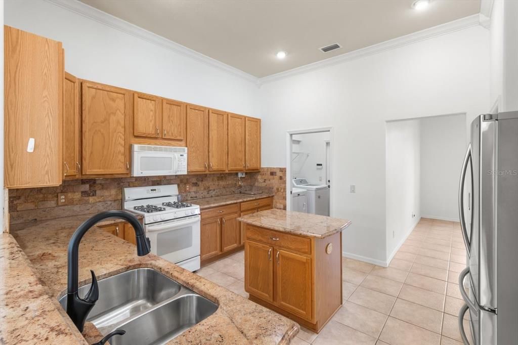 For Sale: $434,000 (3 beds, 2 baths, 2184 Square Feet)