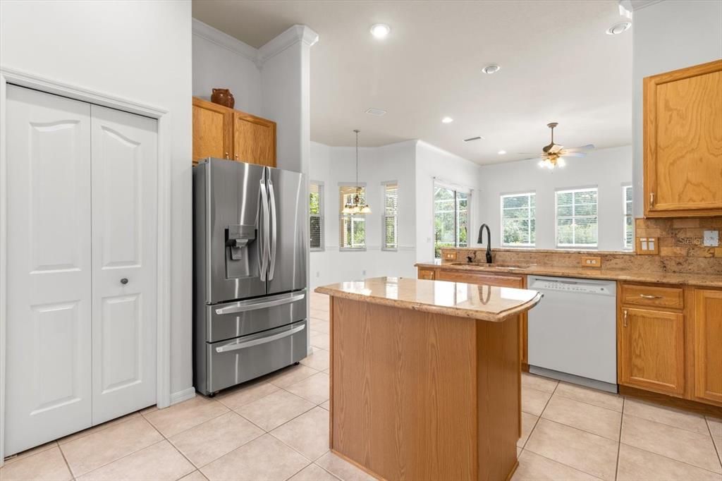 For Sale: $434,000 (3 beds, 2 baths, 2184 Square Feet)