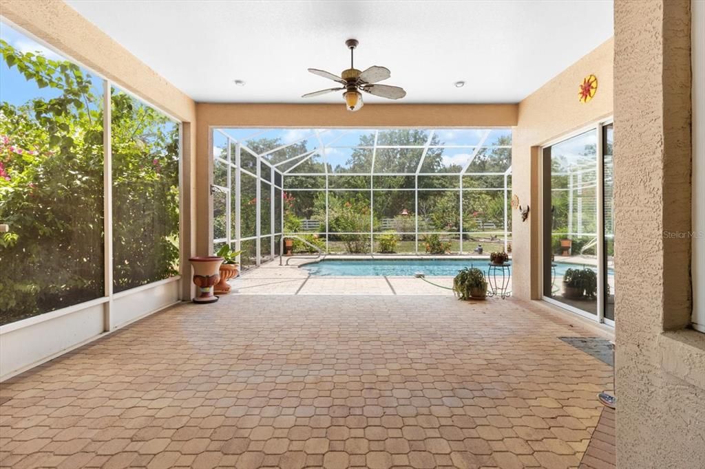 For Sale: $434,000 (3 beds, 2 baths, 2184 Square Feet)