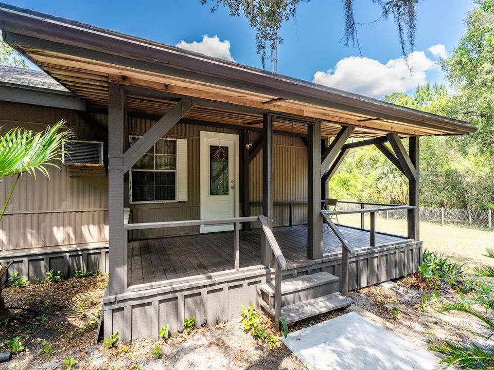 待售: $340,000 (4 贝兹, 2 浴室, 2365 平方英尺)