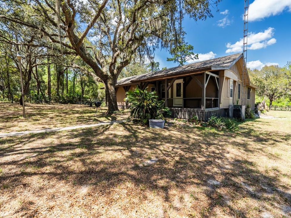 待售: $340,000 (4 贝兹, 2 浴室, 2365 平方英尺)