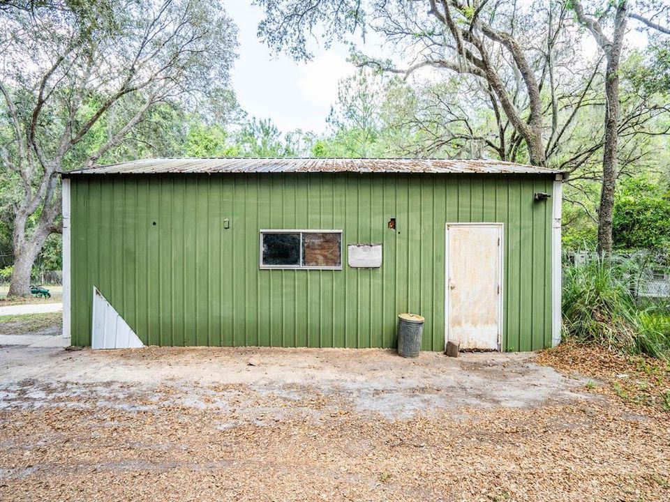 待售: $340,000 (4 贝兹, 2 浴室, 2365 平方英尺)