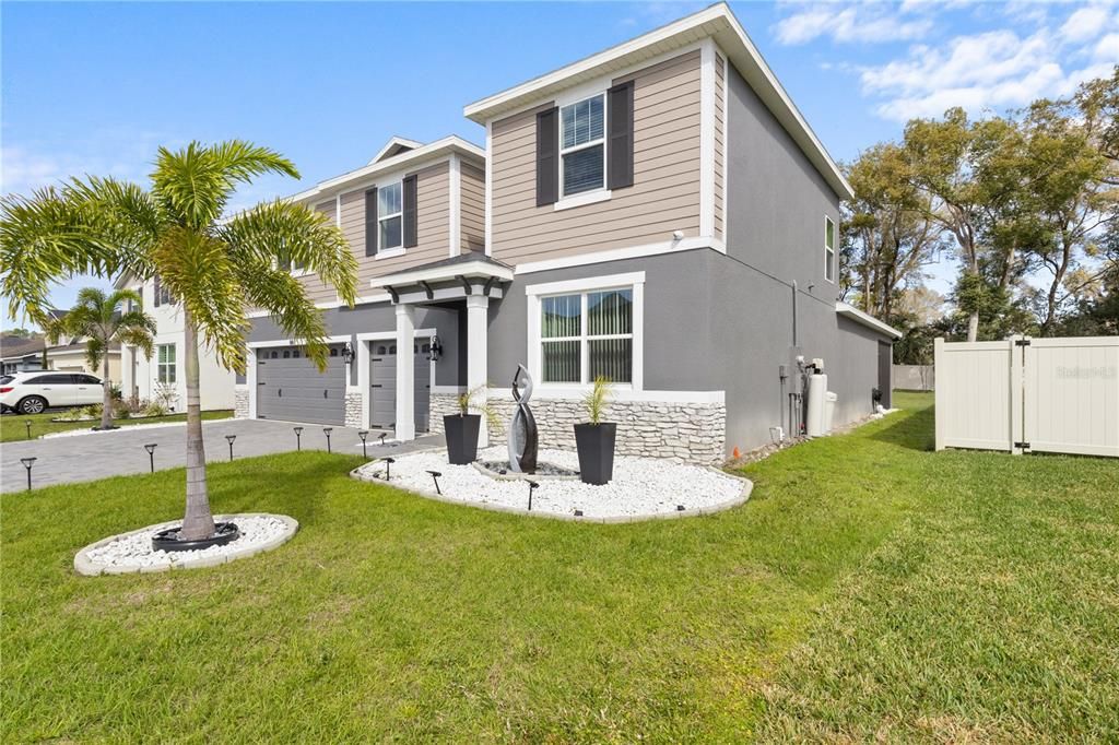 For Sale: $600,000 (4 beds, 3 baths, 3334 Square Feet)