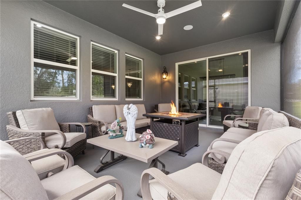 For Sale: $600,000 (4 beds, 3 baths, 3334 Square Feet)