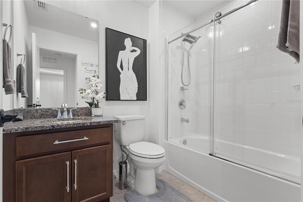 For Sale: $600,000 (4 beds, 3 baths, 3334 Square Feet)