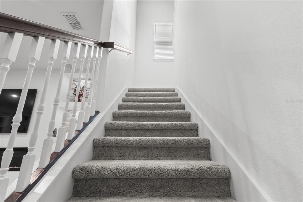 For Sale: $600,000 (4 beds, 3 baths, 3334 Square Feet)