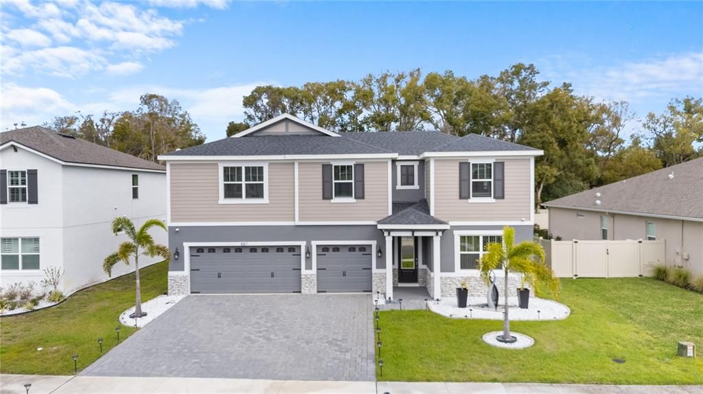 For Sale: $600,000 (4 beds, 3 baths, 3334 Square Feet)