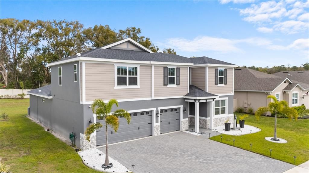 For Sale: $600,000 (4 beds, 3 baths, 3334 Square Feet)