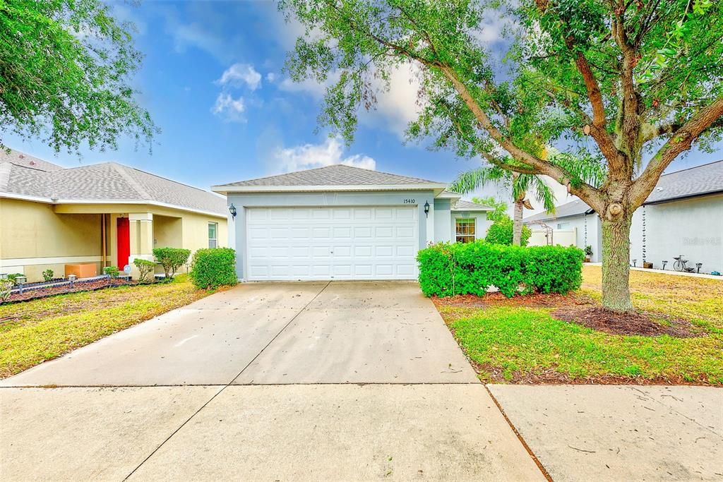 For Sale: $294,000 (3 beds, 2 baths, 1275 Square Feet)