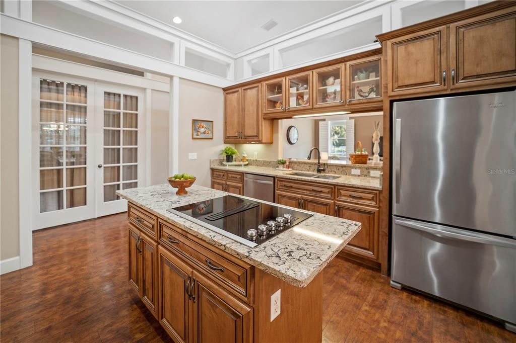 For Sale: $949,000 (3 beds, 3 baths, 2486 Square Feet)