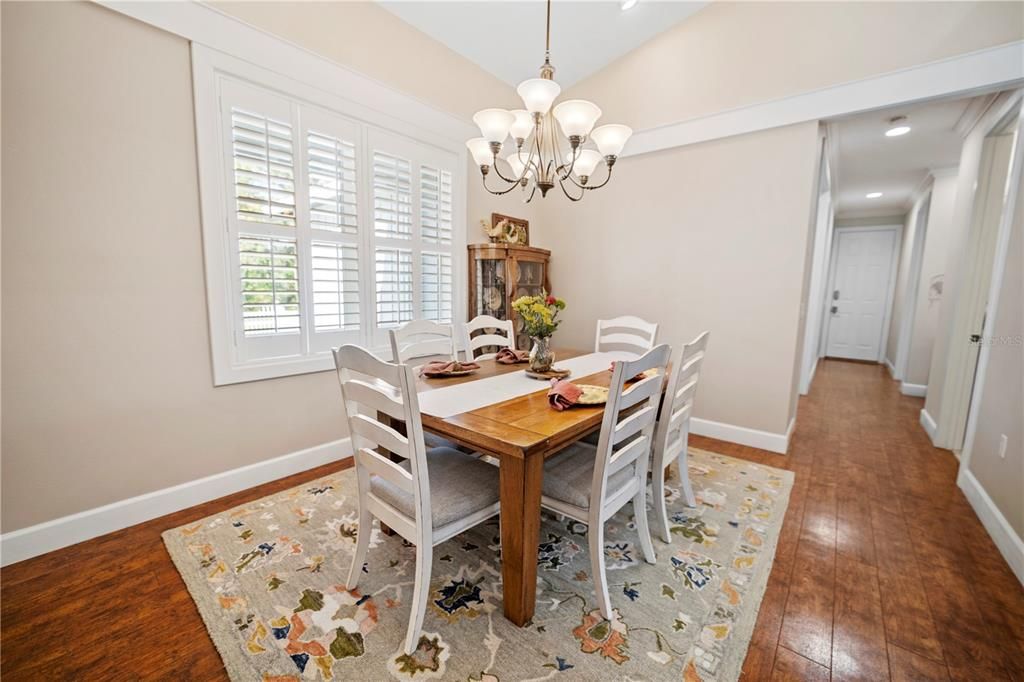 For Sale: $949,000 (3 beds, 3 baths, 2486 Square Feet)