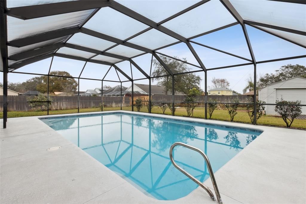 For Sale: $573,000 (4 beds, 2 baths, 2411 Square Feet)