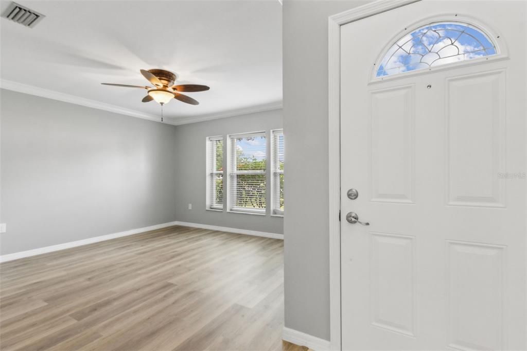 For Sale: $573,000 (4 beds, 2 baths, 2411 Square Feet)