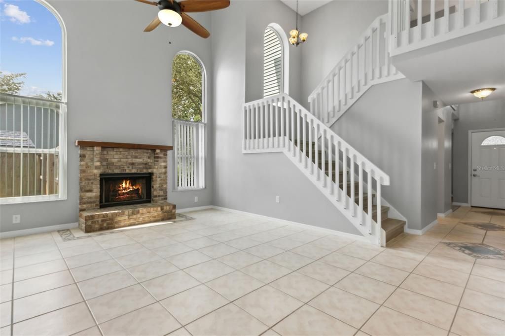 For Sale: $573,000 (4 beds, 2 baths, 2411 Square Feet)