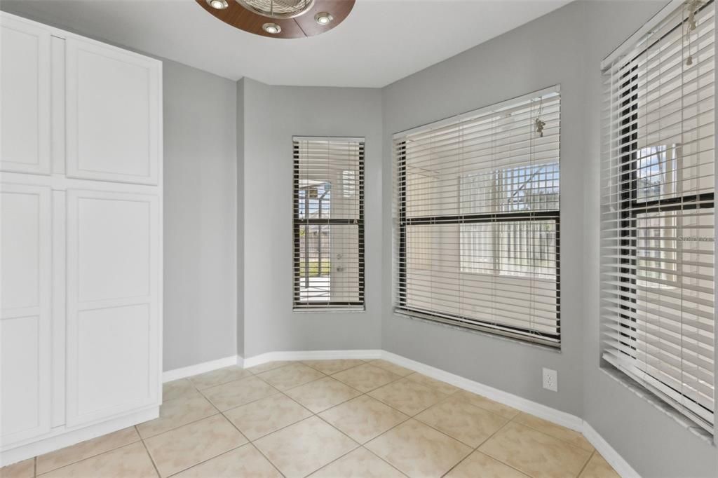 For Sale: $573,000 (4 beds, 2 baths, 2411 Square Feet)